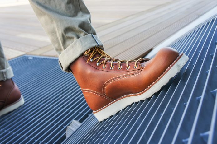 red wing roofing boots