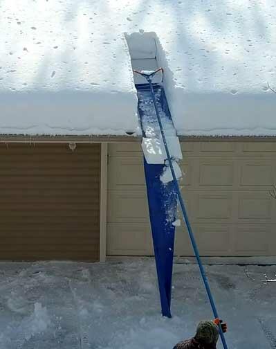 5 Best Roof Rake for Snow for Fast Snow Removal [2025 Update]