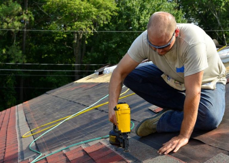 25 Best Roofing Tools and Equipment of 2024 [UPDATED]